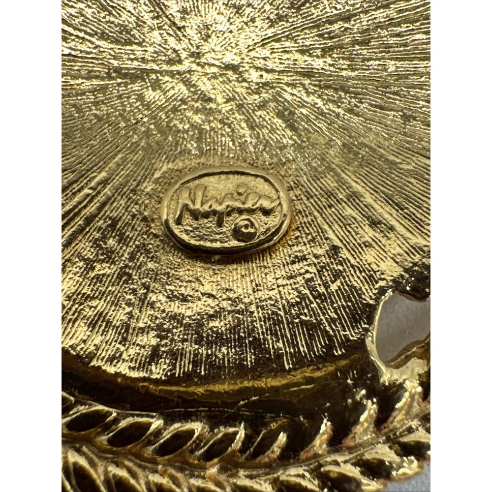 Vintage Signed Napier Chunky Nautical  Motif Beige Enamel Pendant Chain Necklace - Picture 6 of 9